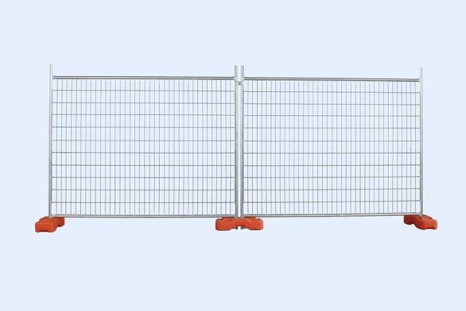 Portable Temporary Metal Mesh Fence Panels Petrol Station / Railway Station Application