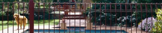 Roll Top Welded Wire Mesh Fence Panels Galvanized / Powder Coated Surface